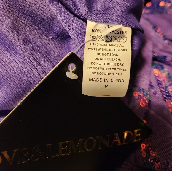 Love & Lemonade Sequin Off-the-Shoulder Gown - Picture 16 of 16